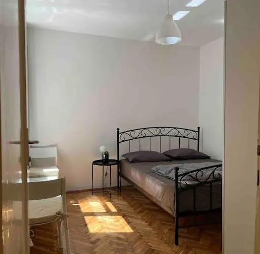 Central Home In Belgrade
