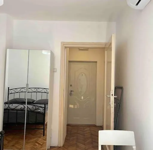 Central Home In Belgrade